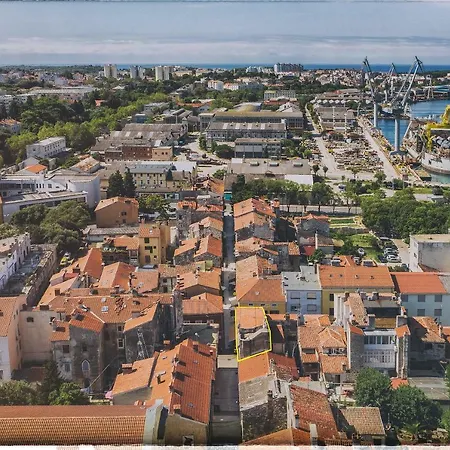 Luxury Jana With Private Parking Pula