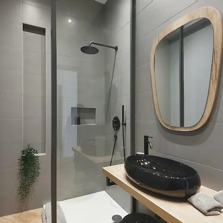 Luxury Jana With Private Parking * Πούλα