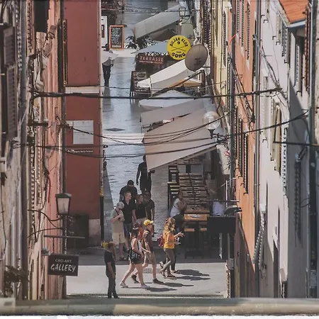 Διαμέρισμα Luxury Jana With Private Parking *